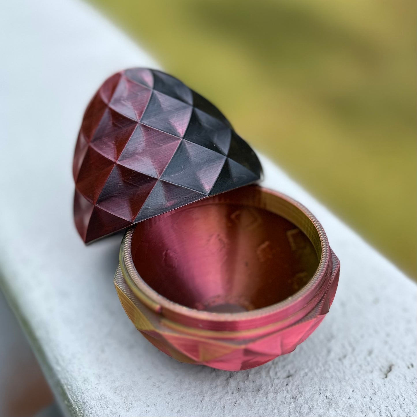 Crystal Eggs - 3D Printed With Many Dazzling Colors In Multiple Sizes
