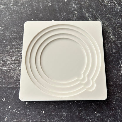 xTool F1 Four-size circular jig. 3d printed specifically for the xTool F1. An xTool XCS layout file will be provided.