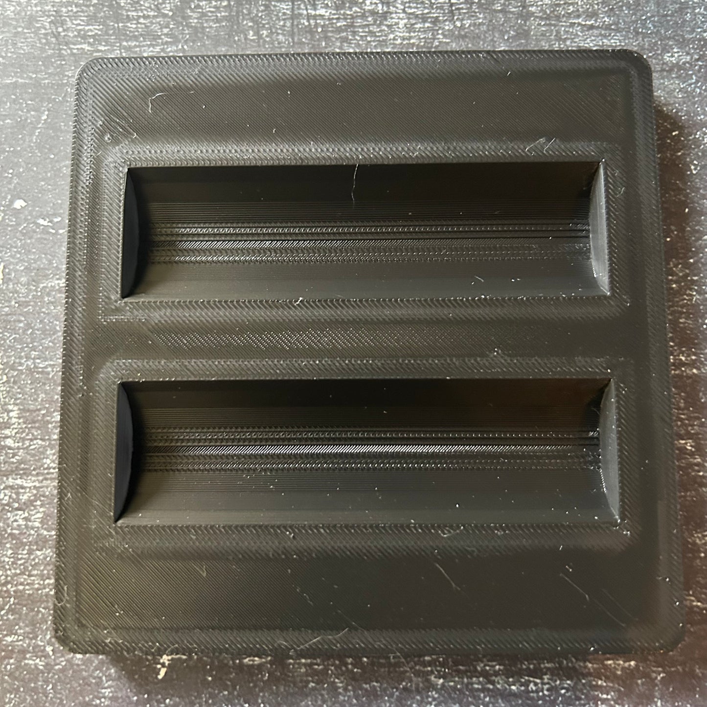 3d Printed 2x Mini Flashlight Jig for the xTool F1, includes XCS template file and instructions.
