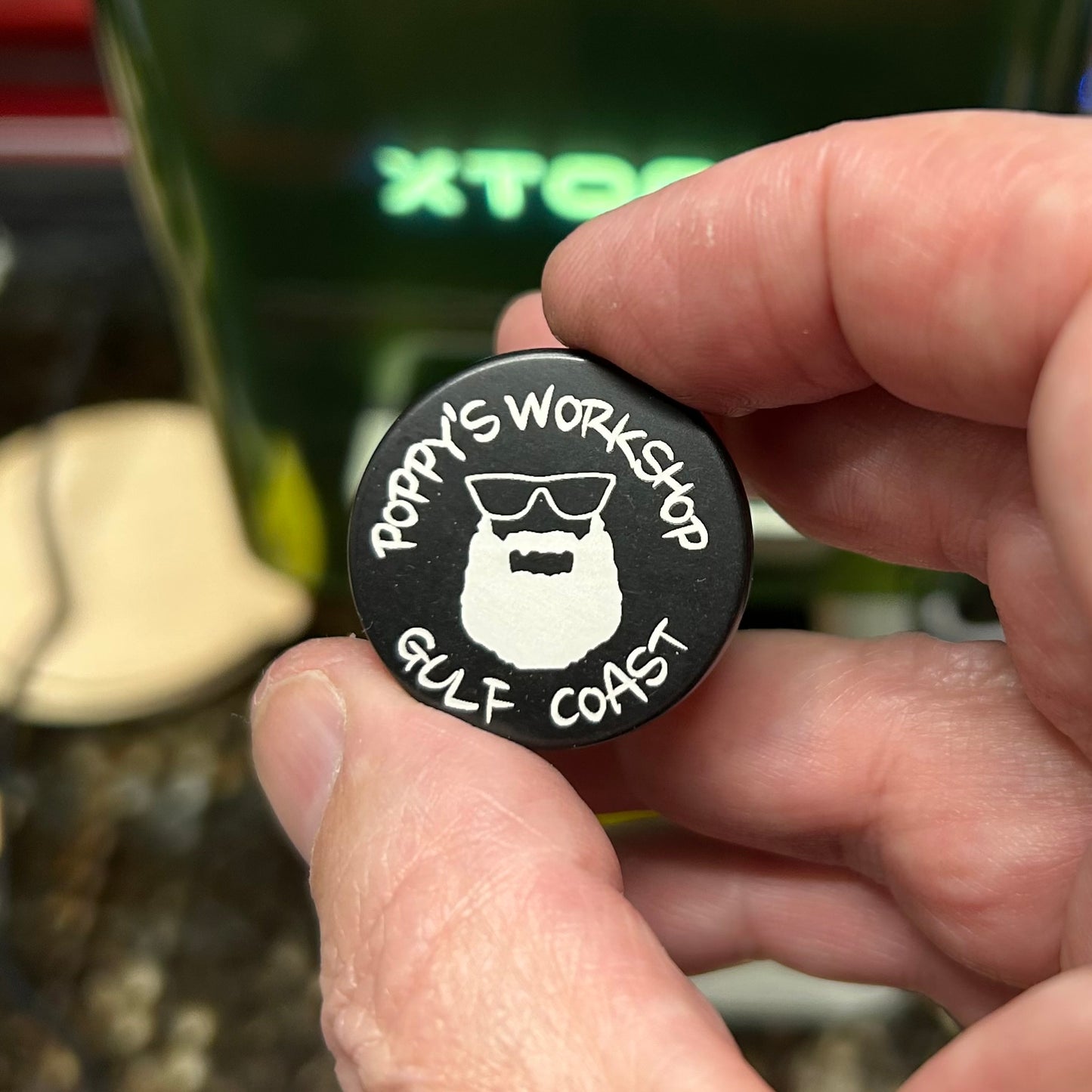 xTool F1 bottle stopper engraving jig. 3d printed specifically for the xTool F1. An xTool XCS layout file will be provided.