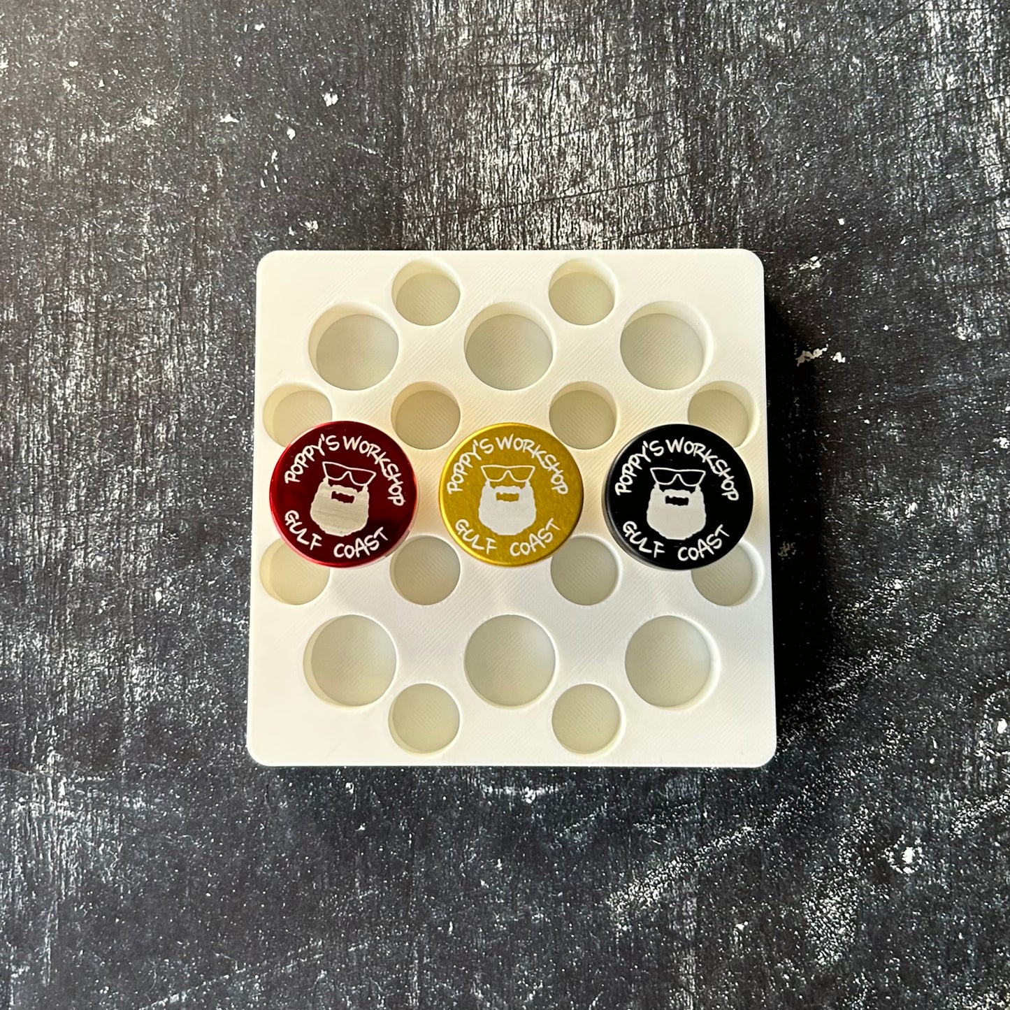 xTool F1 bottle stopper engraving jig. 3d printed specifically for the xTool F1. An xTool XCS layout file will be provided.